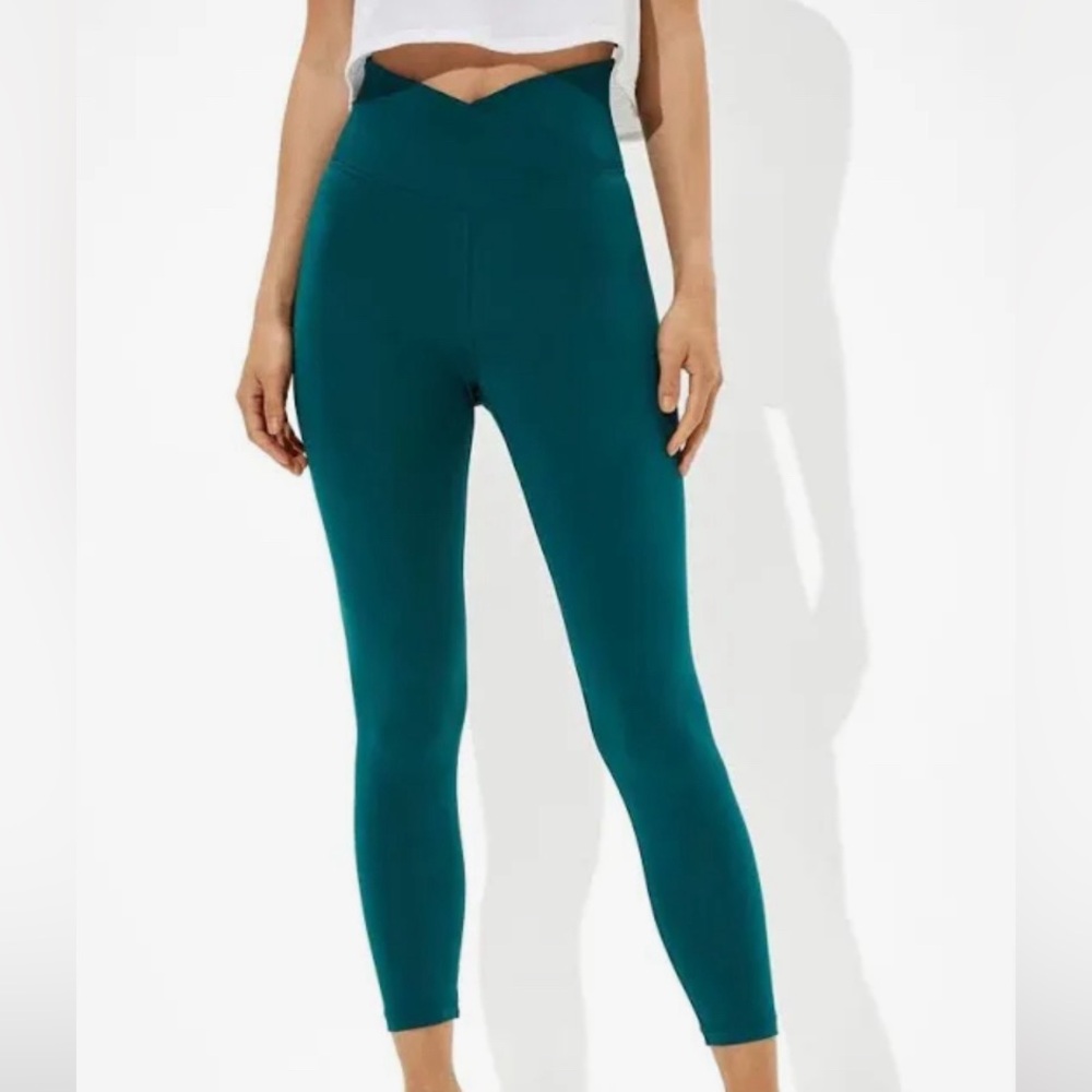 American Eagle Outfitters Ae The Lightweight Everything Crossover Legging
Small